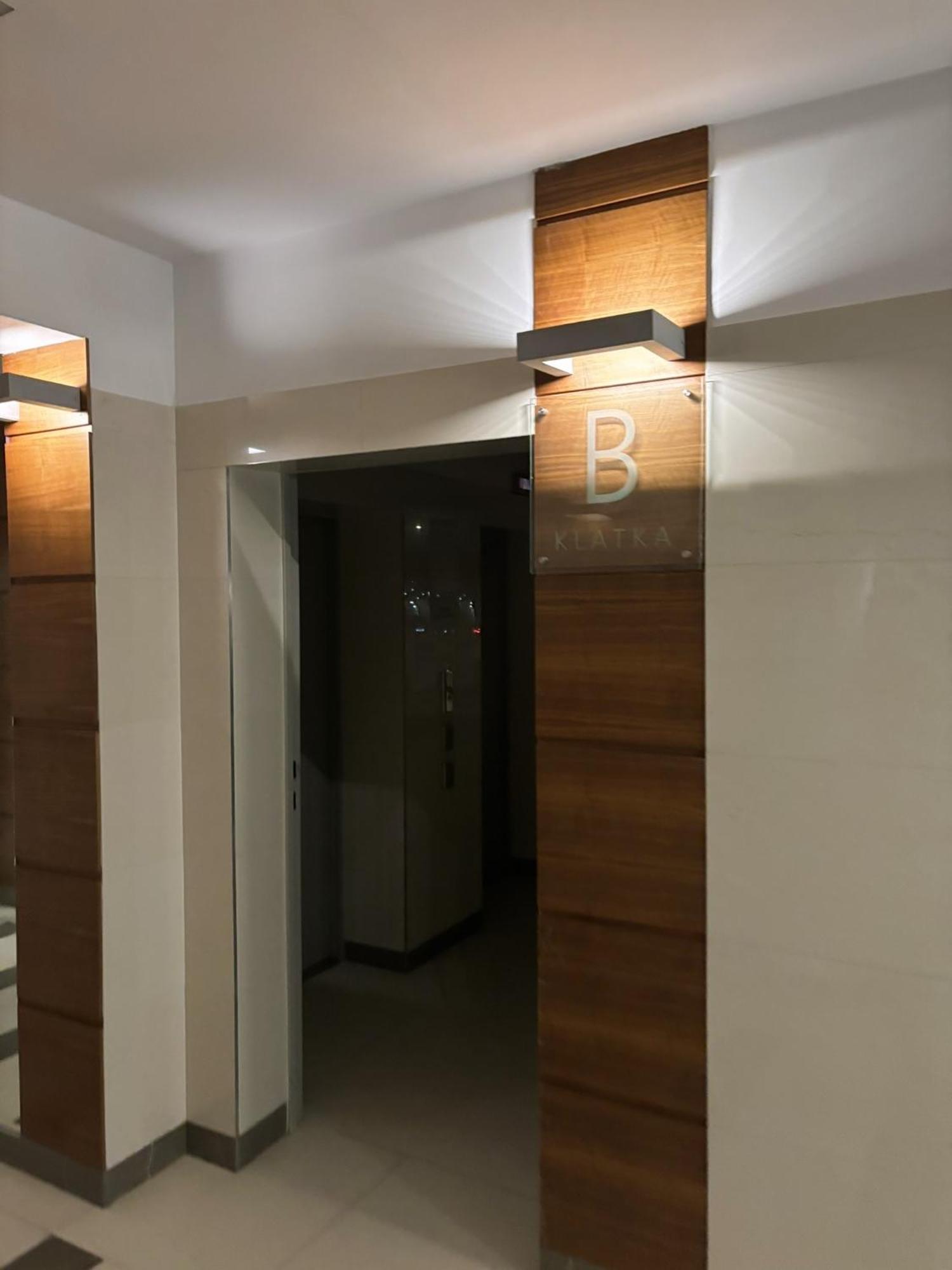 Project Comfort Apartament Zygmunta Slominskiego 5/64 Warszawa Eksteriør bilde